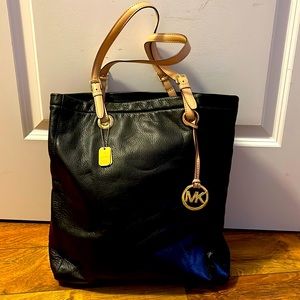 Black leather Michael kors bag